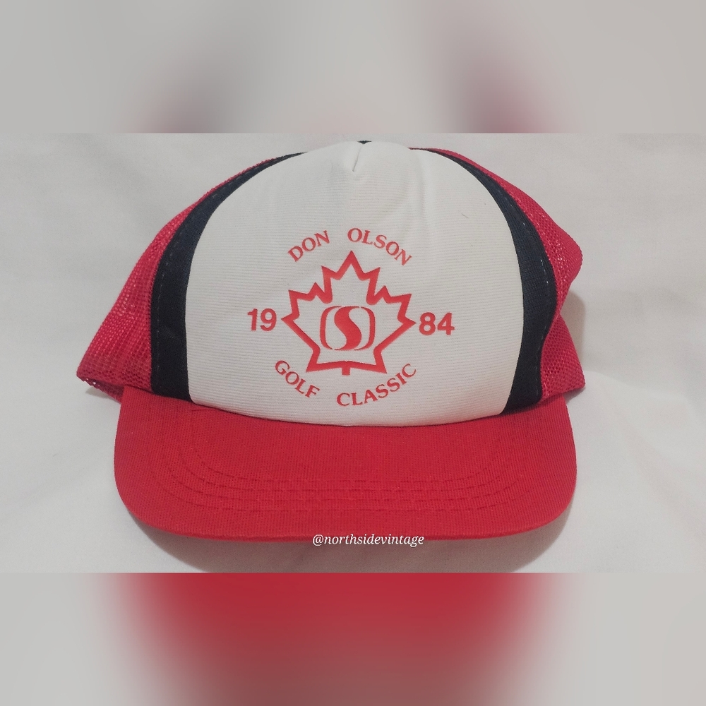 Red and White Golf Classic Cap